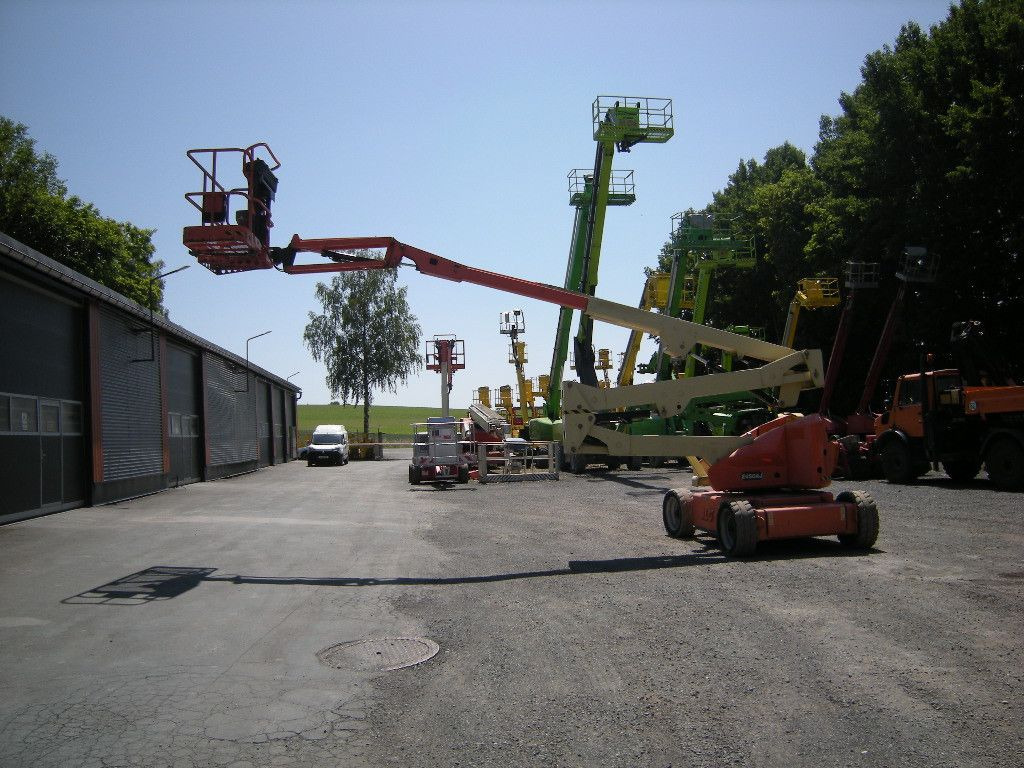 JLG E450 AJ Gelenkteleskoparbeitsbühne 16 m - Truck mounted aerial platform: picture 5 JLG E450 AJ Gelenkteleskoparbeitsbühne 16 m - Truck mounted aerial platform: picture 5