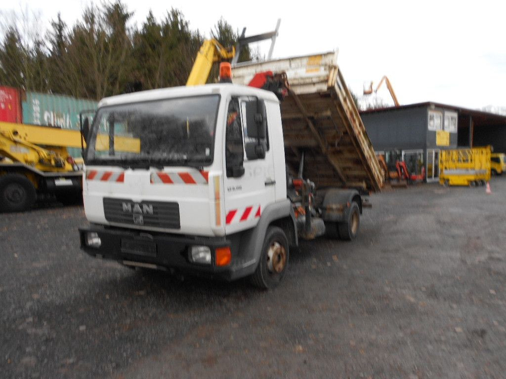 MAN MAN LE8.150 mit Palfinger PKG7001 MAN LE8.150 mit Palfinger PKG7001 - Tipper, Crane truck: picture 5 MAN MAN LE8.150 mit Palfinger PKG7001 MAN LE8.150 mit Palfinger PKG7001 - Tipper, Crane truck: picture 5