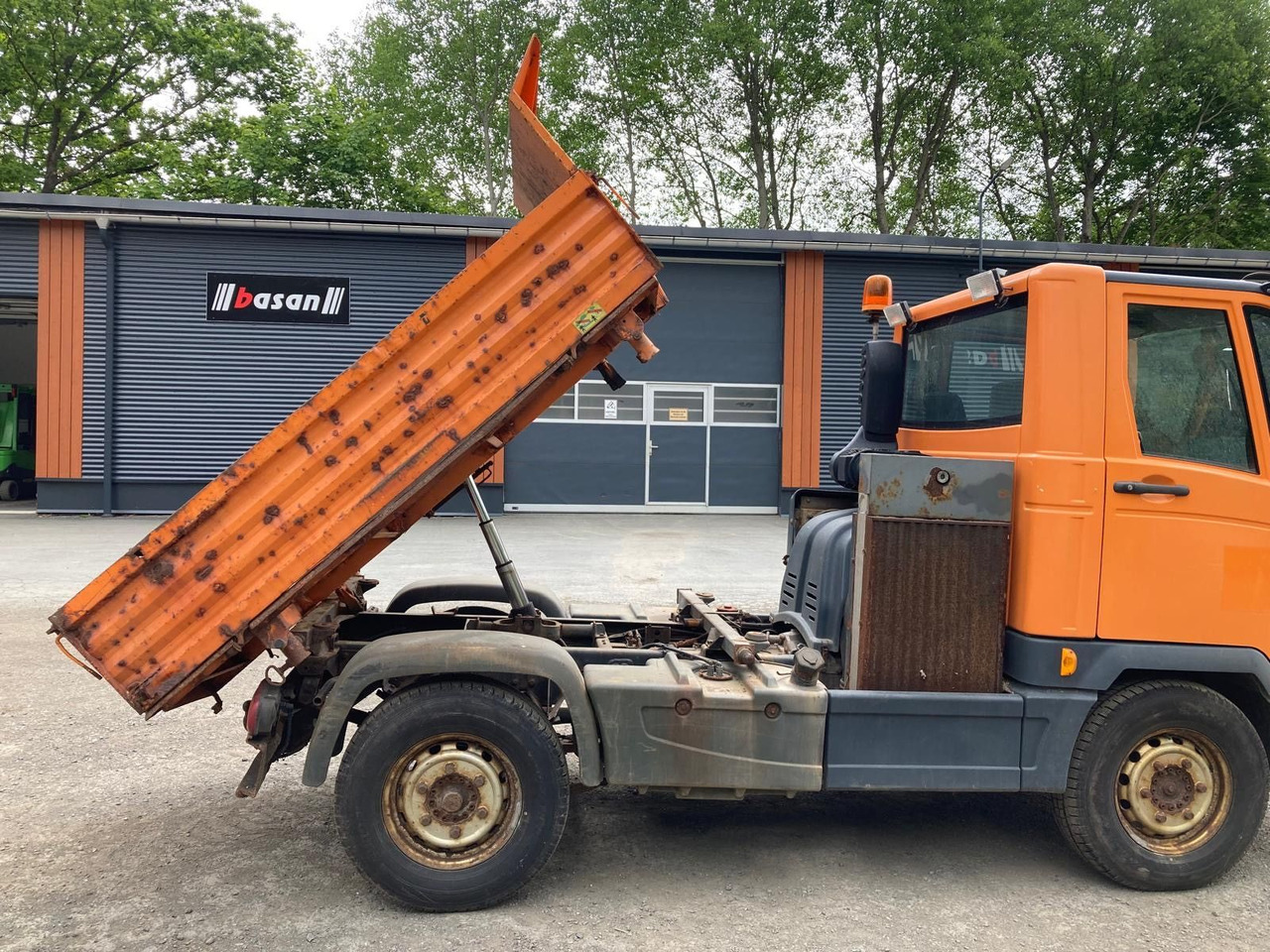Multicar M30, Kipper Allrad 4x4 - Tipper van: picture 1 Multicar M30, Kipper Allrad 4x4 - Tipper van: picture 1