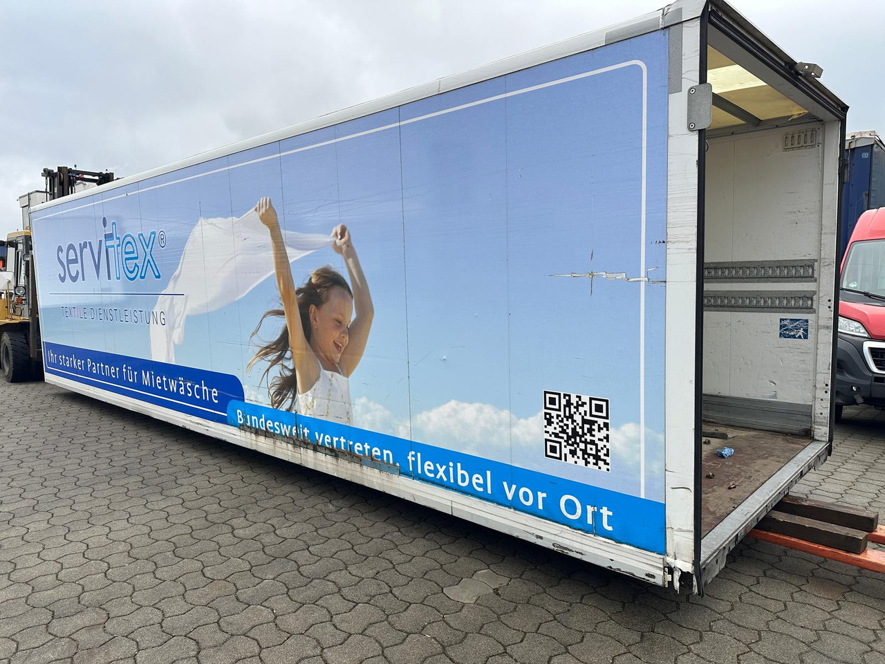 Box van Iveco Koffer 8,80 m: picture 6 Box van Iveco Koffer 8,80 m: picture 6