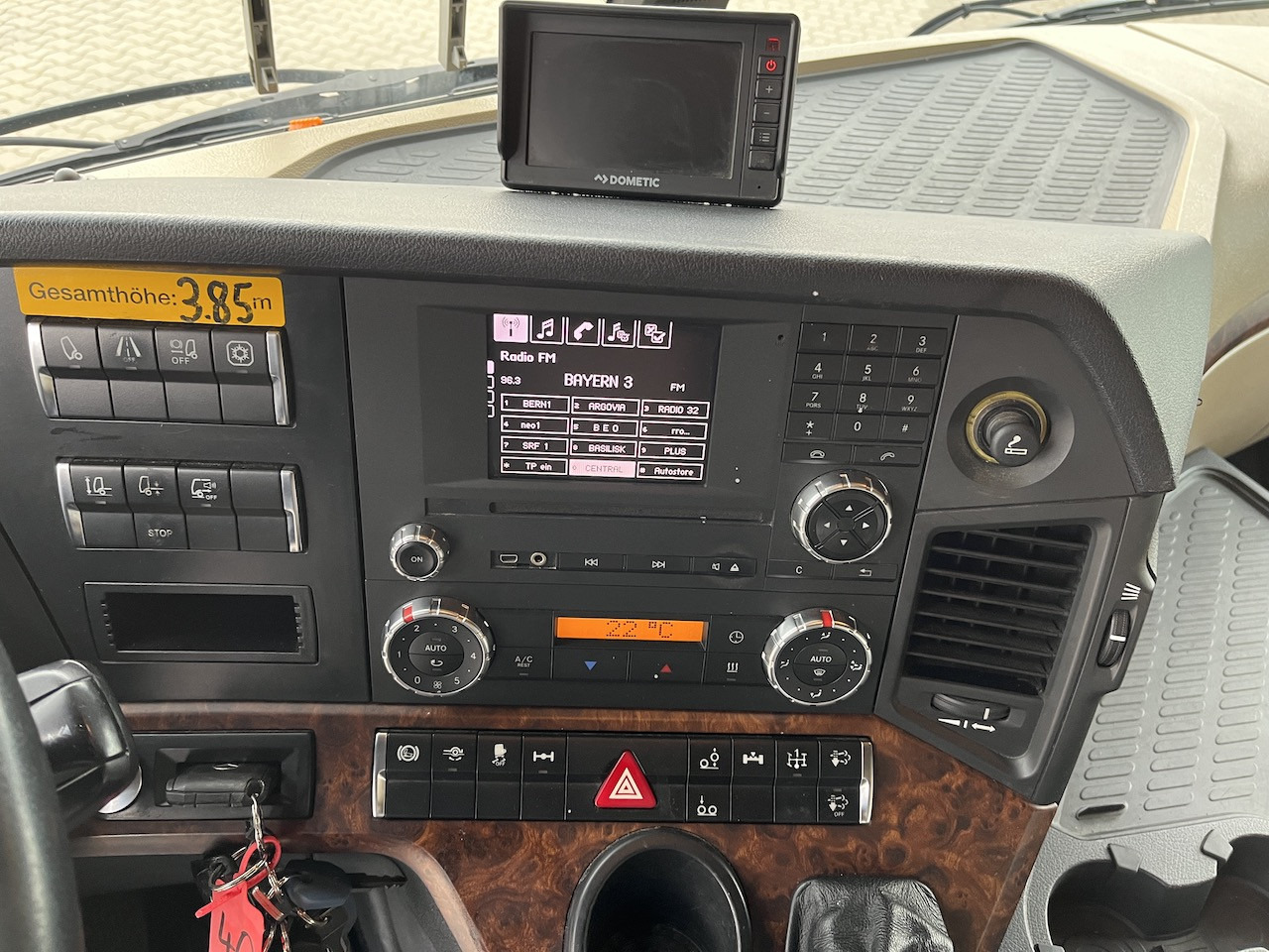 Mercedes-Benz Actros 2545 6x2 Atlas 265-A6 Lenk- Liftachse - Crane truck, Dropside/ Flatbed truck: picture 3 Mercedes-Benz Actros 2545 6x2 Atlas 265-A6 Lenk- Liftachse - Crane truck, Dropside/ Flatbed truck: picture 3