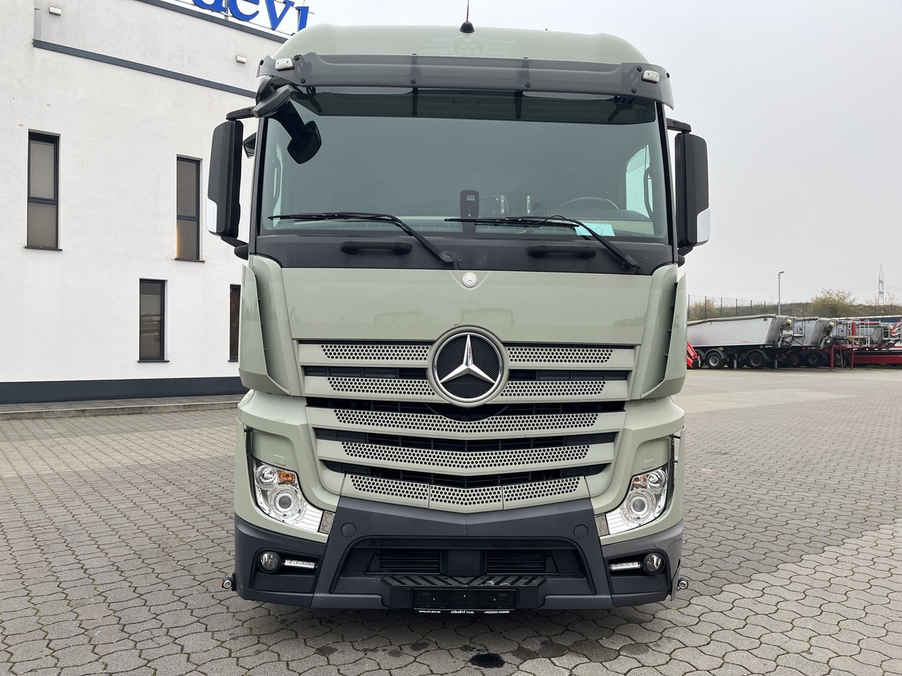Mercedes-Benz Actros 2545 6x2 EFFER Atlas 265-A6 Lenk- Liftachse - Dropside/ Flatbed truck, Crane truck: picture 3 Mercedes-Benz Actros 2545 6x2 EFFER Atlas 265-A6 Lenk- Liftachse - Dropside/ Flatbed truck, Crane truck: picture 3