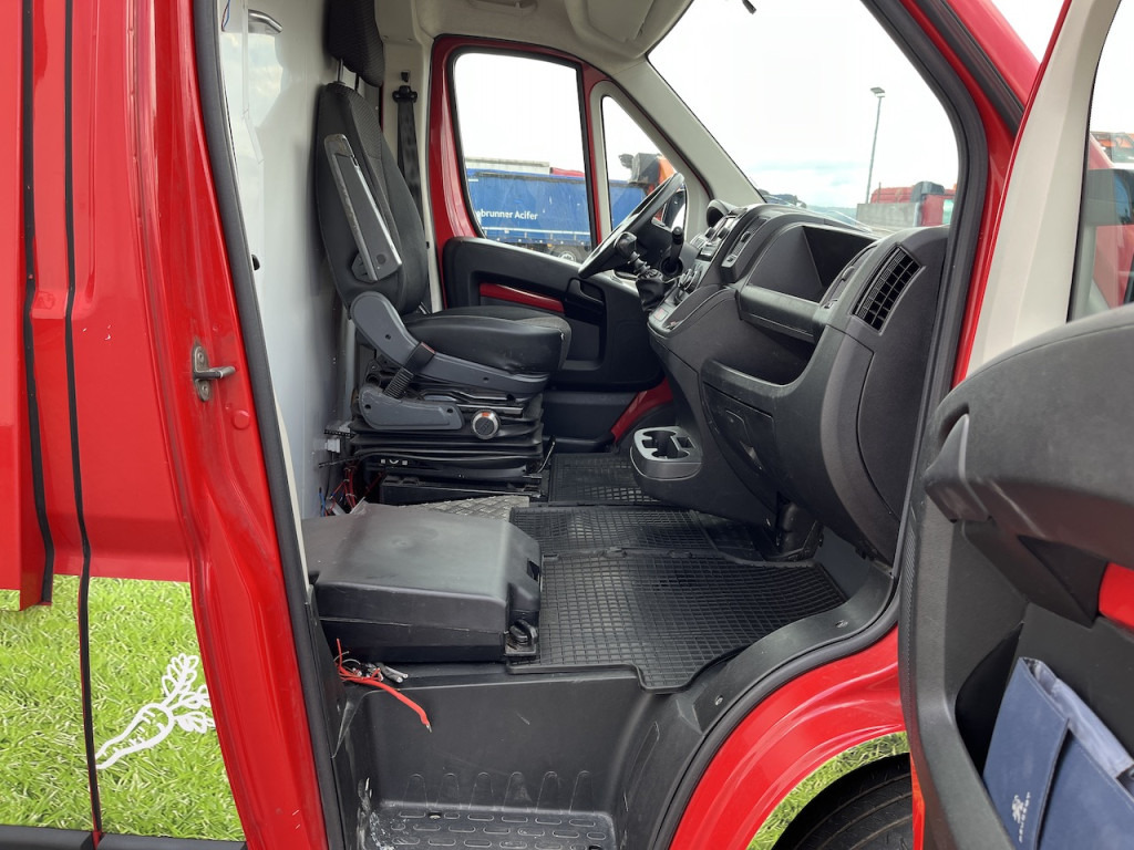 Peugeot Boxer Verkaufsfahrzeug Foodtruck - Vending truck: picture 3 Peugeot Boxer Verkaufsfahrzeug Foodtruck - Vending truck: picture 3