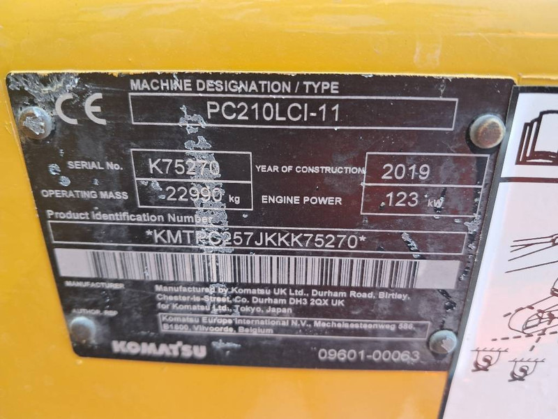 Crawler excavator Komatsu PC210LCI-11: picture 9