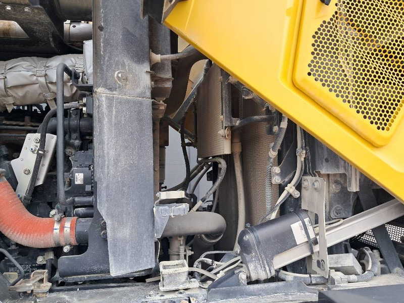Komatsu WA475-10E0 - Wheel loader: picture 4 Komatsu WA475-10E0 - Wheel loader: picture 4