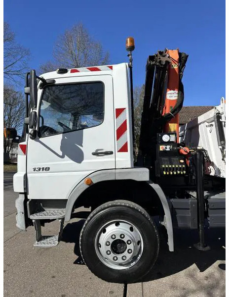 Mercedes-Benz Atego 1318 5 x AK Allrad Kran Palfinger 7001 - Tipper, Crane truck: picture 5 Mercedes-Benz Atego 1318 5 x AK Allrad Kran Palfinger 7001 - Tipper, Crane truck: picture 5
