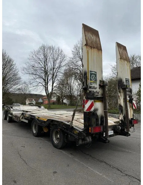 Müller-Mitteltal T4 4-Achs Tieflader Radmulden luftgefedert T4 4-Achs Tieflader Radmulden luftgefedert - Low loader trailer: picture 5 Müller-Mitteltal T4 4-Achs Tieflader Radmulden luftgefedert T4 4-Achs Tieflader Radmulden luftgefedert - Low loader trailer: picture 5