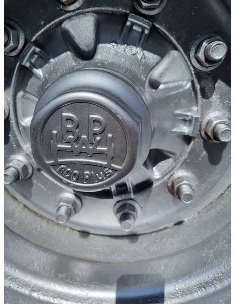 Container transporter/ Swap body semi-trailer Nooteboom CT-53-04 D 4-Achs Containerchassis Combitrailer CT-53-04 D 4-Achs Containerchassis Combitrailer: picture 12 Container transporter/ Swap body semi-trailer Nooteboom CT-53-04 D 4-Achs Containerchassis Combitrailer CT-53-04 D 4-Achs Containerchassis Combitrailer: picture 12