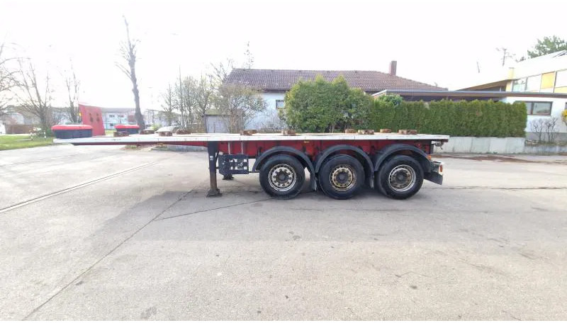 Schwarzmüller kurzes 3- Achs Chassis ADR für Chemie Spezialbehäl kurzes 3- Achs Chassis ADR für Chemie Spezialbehälter - Container transporter/ Swap body semi-trailer: picture 1 Schwarzmüller kurzes 3- Achs Chassis ADR für Chemie Spezialbehäl kurzes 3- Achs Chassis ADR für Chemie Spezialbehälter - Container transporter/ Swap body semi-trailer: picture 1