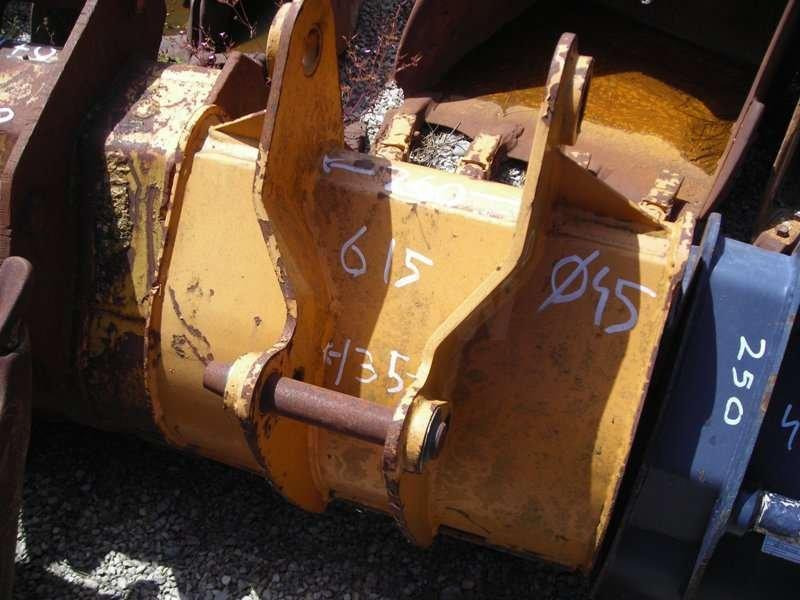 CASE 615MM - Excavator bucket: picture 2 CASE 615MM - Excavator bucket: picture 2