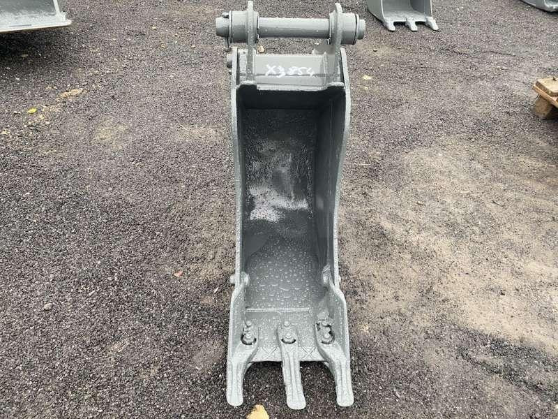 JCB 320mm - 3CX - Excavator bucket: picture 3 JCB 320mm - 3CX - Excavator bucket: picture 3