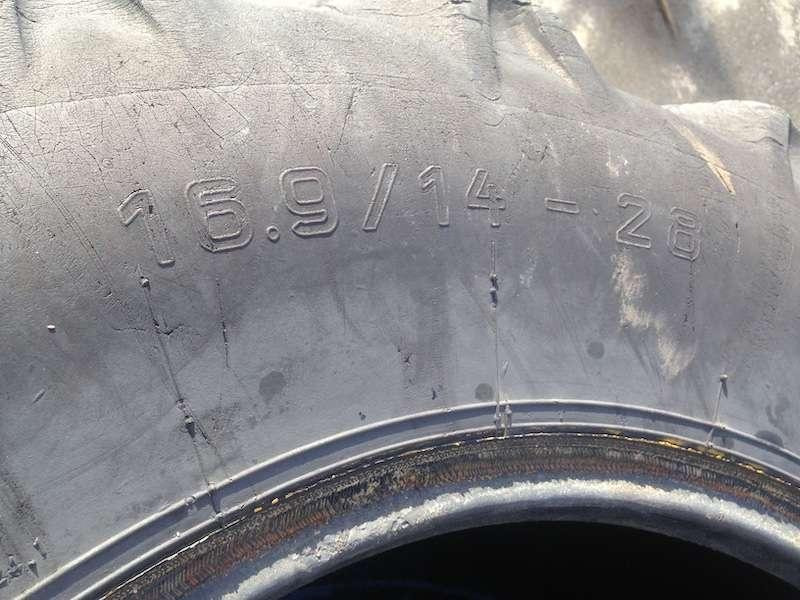 PNEUS 16,9 /14 -28 - Tire for Construction machinery: picture 2 PNEUS 16,9 /14 -28 - Tire for Construction machinery: picture 2