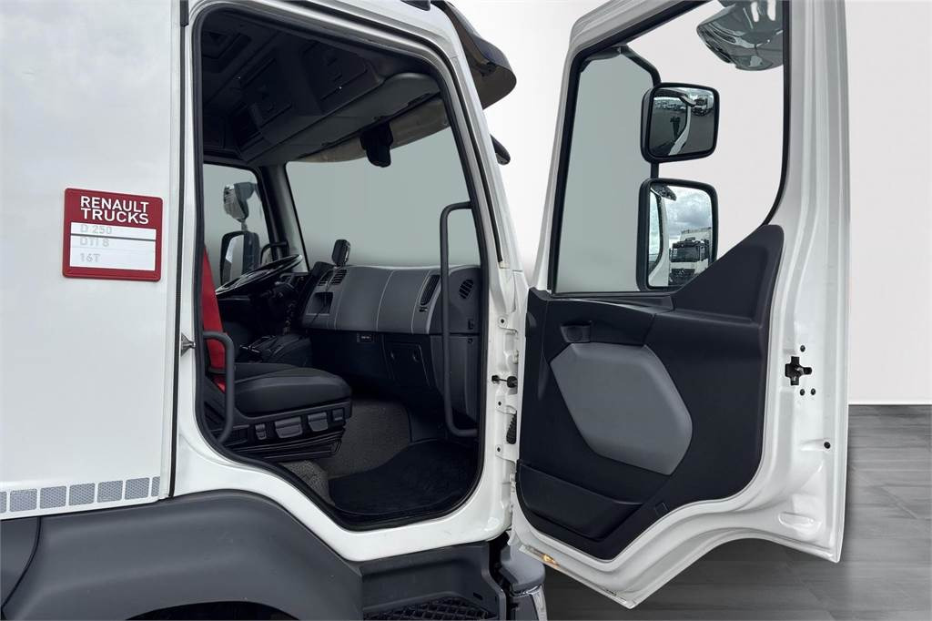 Box truck Renault Midlum D250 KSA-kori: picture 16