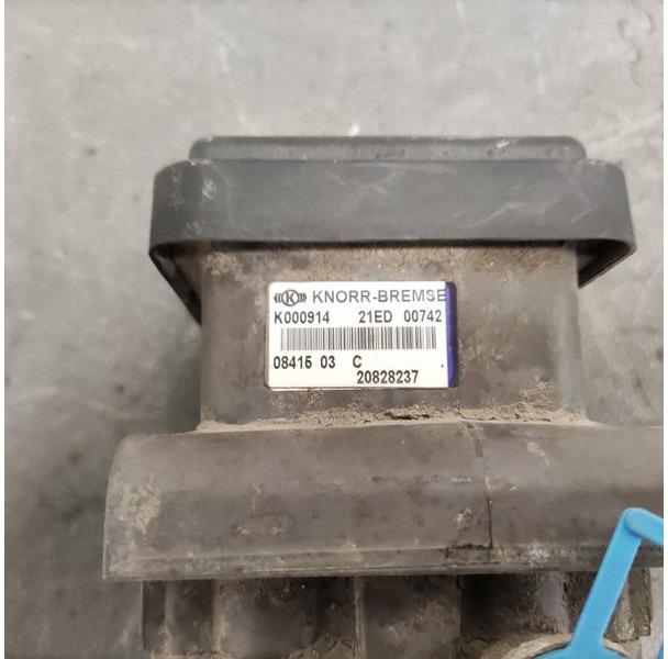 Volvo Volvo - 20828237 - Modulator vooras - Spare parts for Truck: picture 3 Volvo Volvo - 20828237 - Modulator vooras - Spare parts for Truck: picture 3