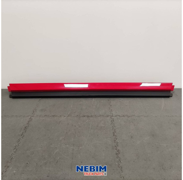Volvo Volvo - 22256164 - Bumperspoiler midden FH4 / FM4 - Spare parts for Truck: picture 1 Volvo Volvo - 22256164 - Bumperspoiler midden FH4 / FM4 - Spare parts for Truck: picture 1