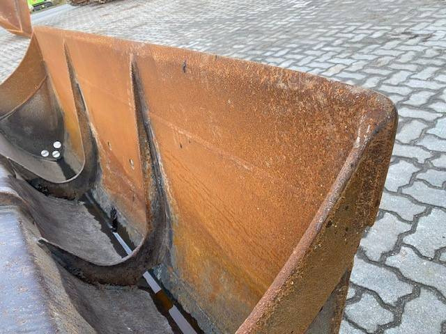 Lehnhoff (5302) 2.0 m Lehnhoff Grabenlöffel MS 10 - Attachment for Construction machinery: picture 5 Lehnhoff (5302) 2.0 m Lehnhoff Grabenlöffel MS 10 - Attachment for Construction machinery: picture 5