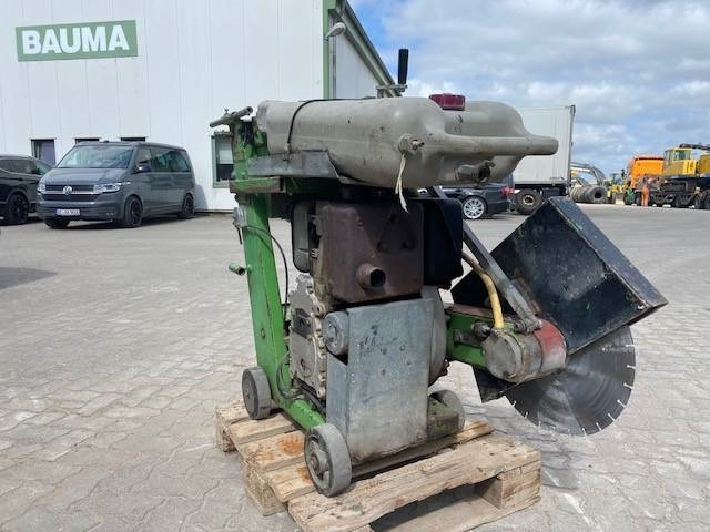 Lissmac FS-16 D/I (12005321) - Construction machinery: picture 4 Lissmac FS-16 D/I (12005321) - Construction machinery: picture 4
