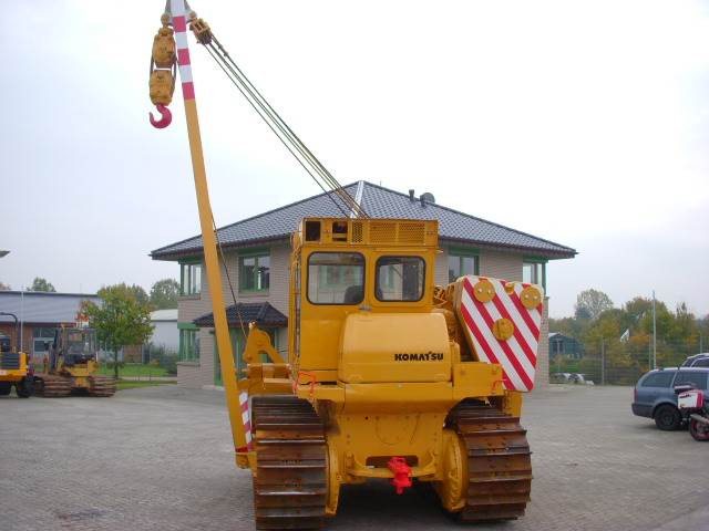 Komatsu D 155 C PIPELAYER 70 to MIETE / RENTAL(12000335) - Pipe layer: picture 3 Komatsu D 155 C PIPELAYER 70 to MIETE / RENTAL(12000335) - Pipe layer: picture 3