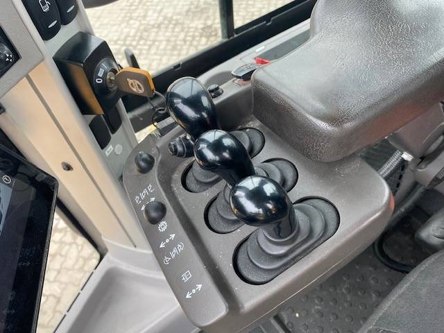 Wheel loader Volvo L 120 H A/C, BSS, ZSA, 3. Kr., SW (12005212): picture 17 Wheel loader Volvo L 120 H A/C, BSS, ZSA, 3. Kr., SW (12005212): picture 17