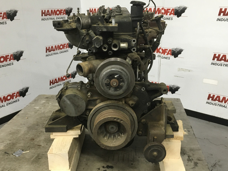 Isuzu 6BG1TRB-02 USED - Construction machinery: picture 4 Isuzu 6BG1TRB-02 USED - Construction machinery: picture 4