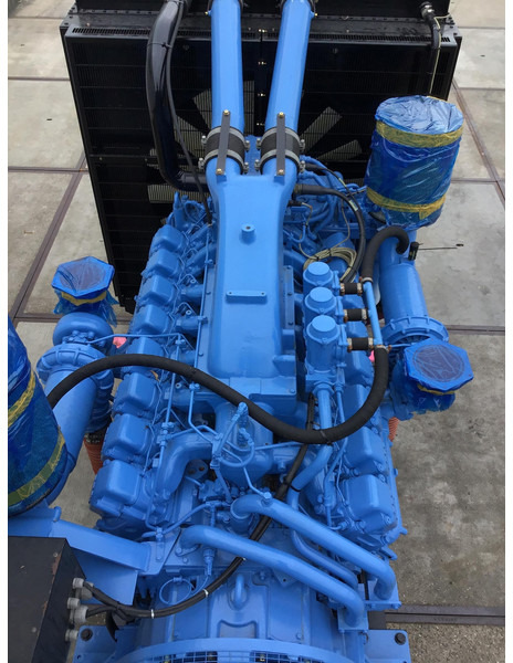 MTU 16V2000 GENERATOR 787KVA USED - Generator set: picture 5 MTU 16V2000 GENERATOR 787KVA USED - Generator set: picture 5