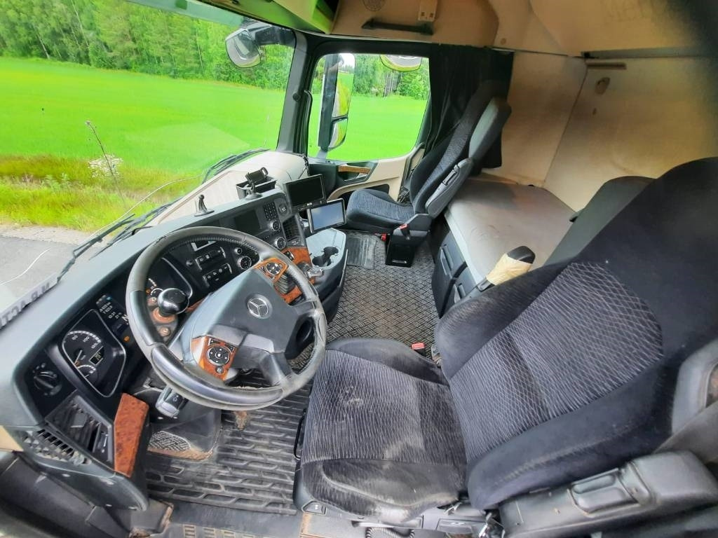 Leasing of Mercedes-Benz Actros 2551  Mercedes-Benz Actros 2551: picture 8