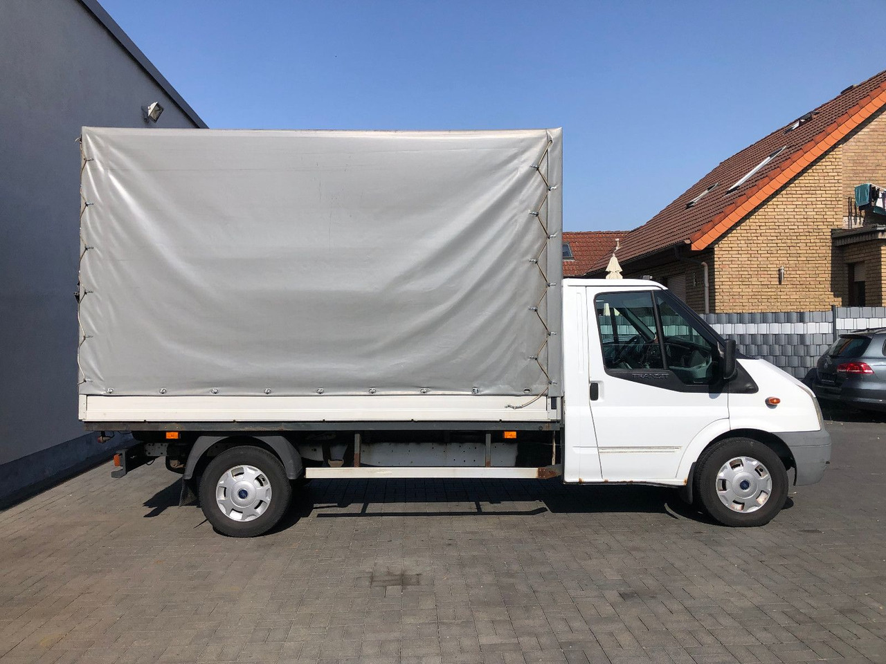 Ford Transit FT 350 L Einzelkabine - Curtain side van: picture 4 Ford Transit FT 350 L Einzelkabine - Curtain side van: picture 4
