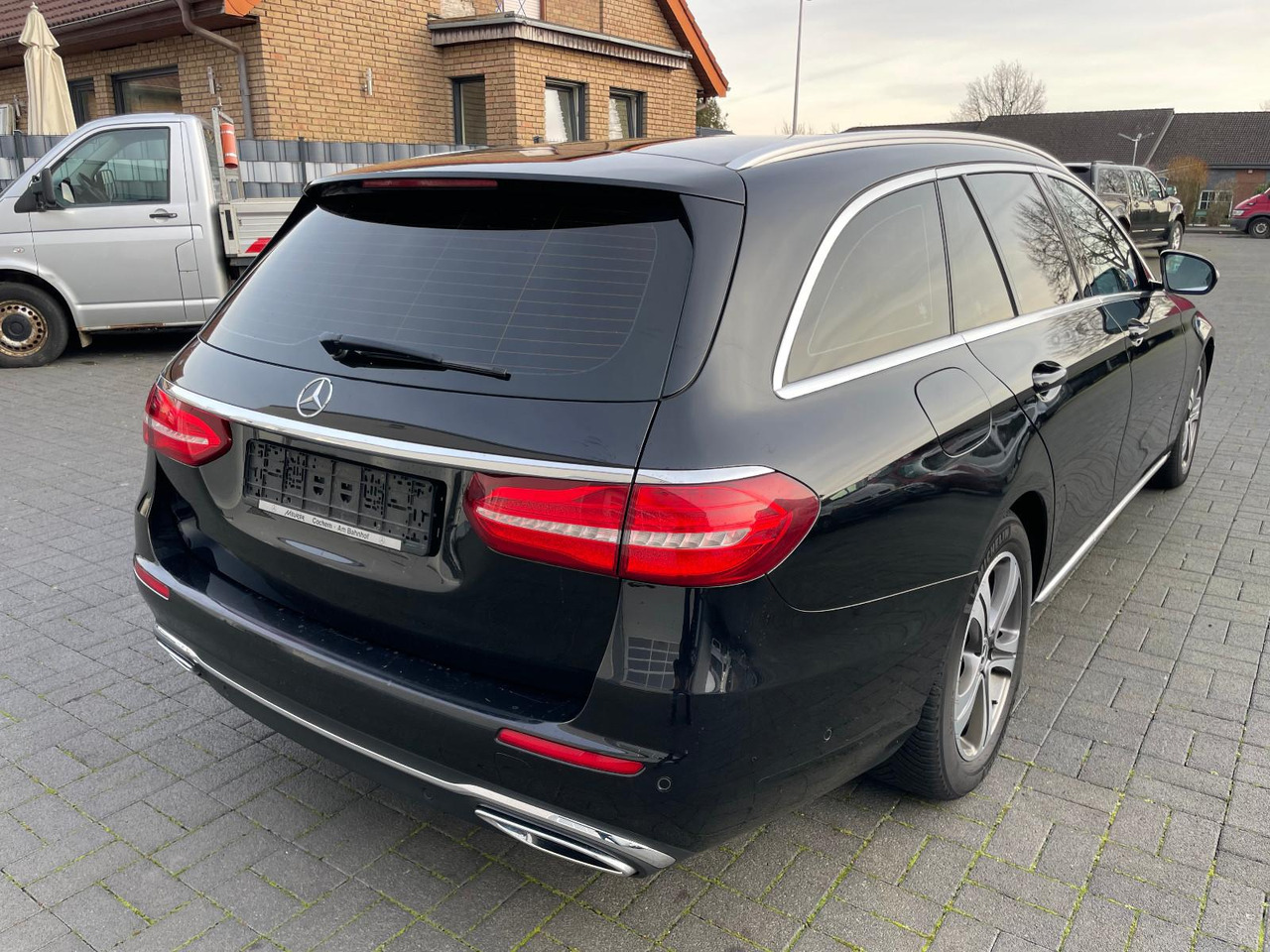Mercedes-Benz E 220 E T-Modell E 220 d Avantgarde - Station wagon: picture 2 Mercedes-Benz E 220 E T-Modell E 220 d Avantgarde - Station wagon: picture 2