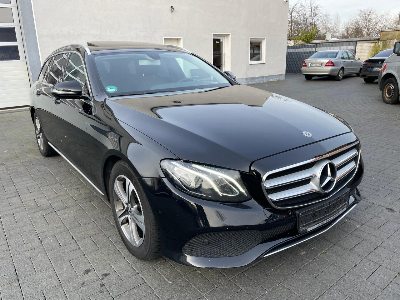 Mercedes-Benz E 220 E T-Modell E 220 d Avantgarde - Station wagon: picture 3 Mercedes-Benz E 220 E T-Modell E 220 d Avantgarde - Station wagon: picture 3