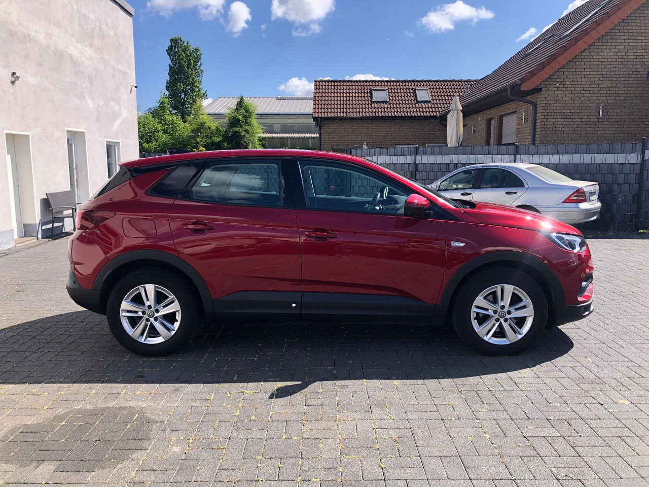 Opel Grandland (X) 1.5 D Automatik Business Edition - SUV: picture 4 Opel Grandland (X) 1.5 D Automatik Business Edition - SUV: picture 4