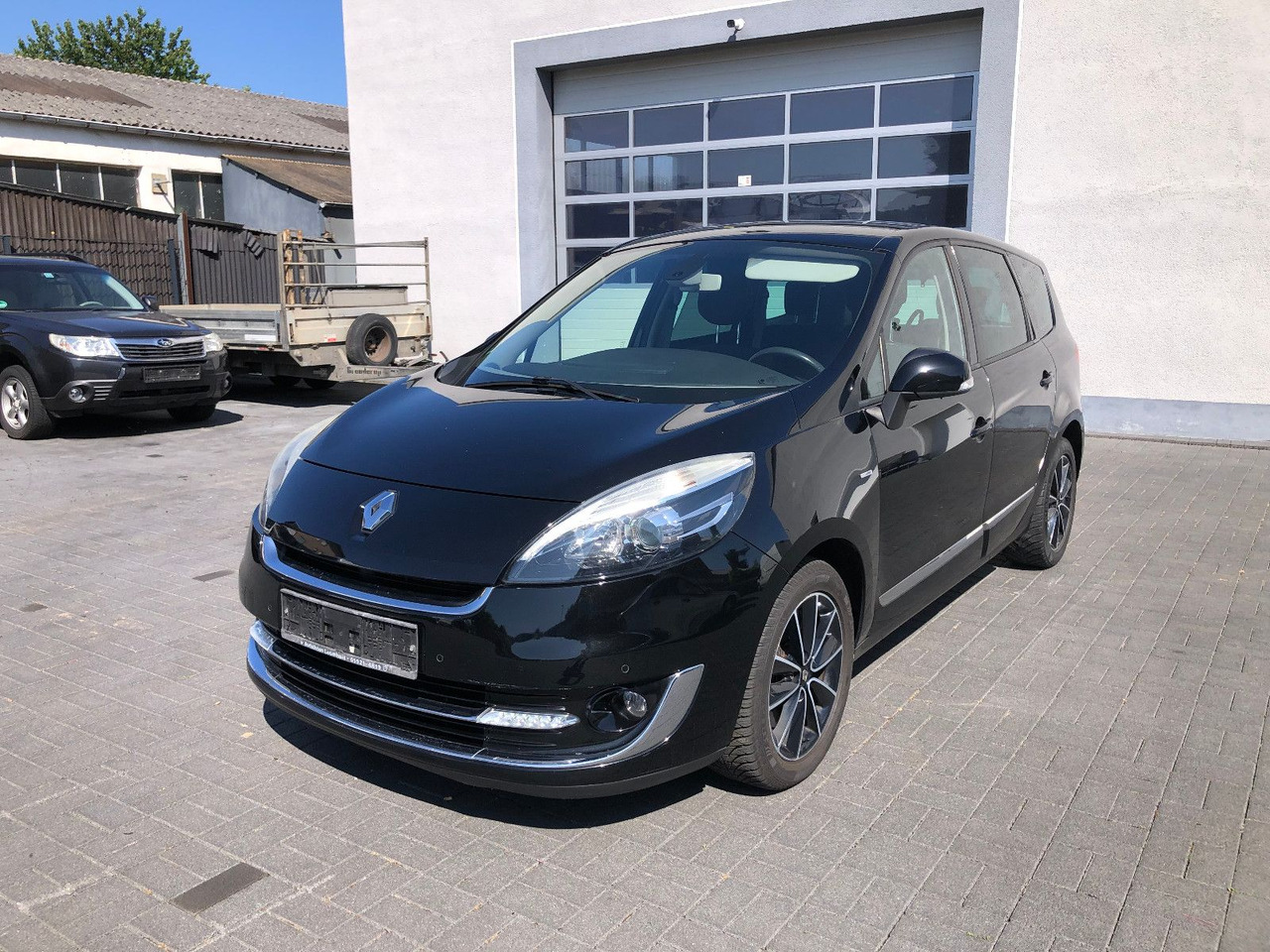 Renault Scenic  Grand 2.0 dCi 150 BOSE Edition,Automatik - Passenger van: picture 3 Renault Scenic  Grand 2.0 dCi 150 BOSE Edition,Automatik - Passenger van: picture 3