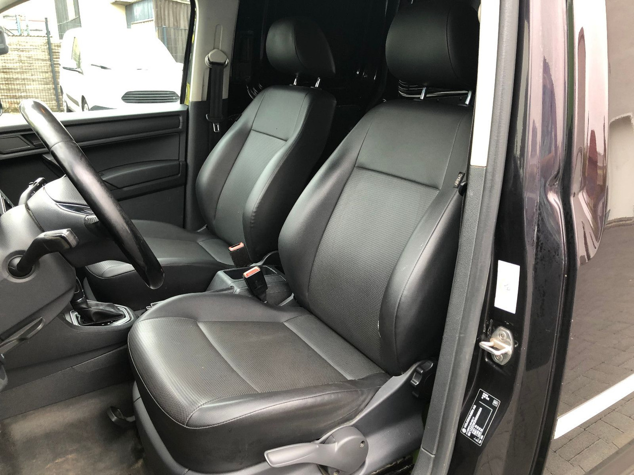 Small van Volkswagen Caddy 2.0 TDI 150 PS: picture 10