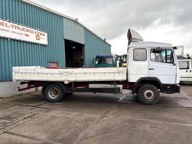 Mercedes-Benz 1117 K 6-CILINDER SLEEPERCAB (8 WHEEL NUTS / FULL STEEL SUSPENSION / MANUAL GEARBOX) - Dropside/ Flatbed truck: picture 4 Mercedes-Benz 1117 K 6-CILINDER SLEEPERCAB (8 WHEEL NUTS / FULL STEEL SUSPENSION / MANUAL GEARBOX) - Dropside/ Flatbed truck: picture 4