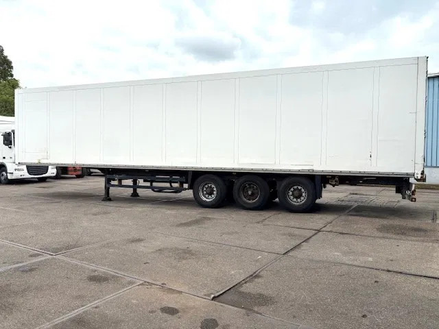 Schmitz Cargobull SKO 24 DOUBLE STOCK CLOSED BOX (BPW-AXLES / DRUM BRAKS / ABS-EBS BRAKES) - Closed box semi-trailer: picture 5 Schmitz Cargobull SKO 24 DOUBLE STOCK CLOSED BOX (BPW-AXLES / DRUM BRAKS / ABS-EBS BRAKES) - Closed box semi-trailer: picture 5