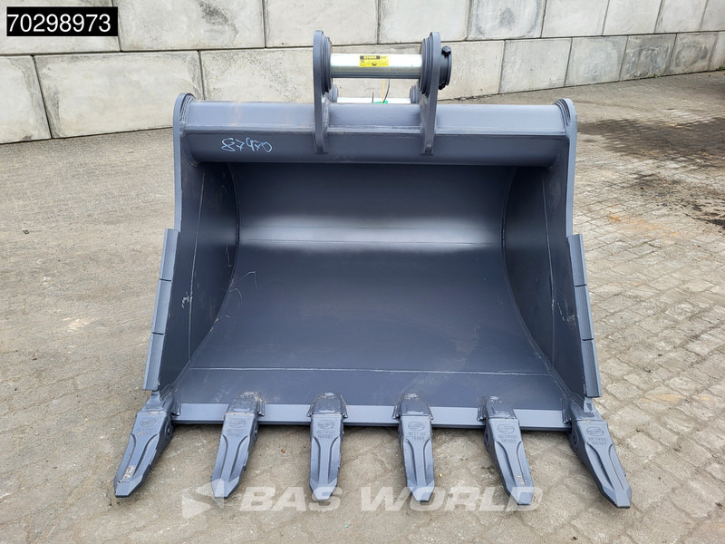 Strickland 21 T - Attachment: picture 2 Strickland 21 T - Attachment: picture 2