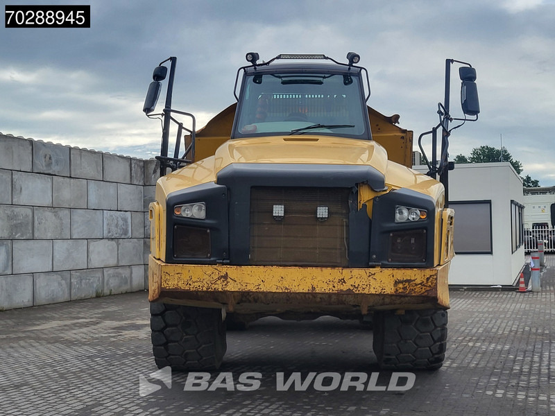 Articulated dumper Caterpillar 740 B: picture 10