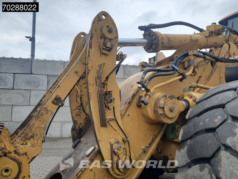 Wheel loader Caterpillar 988 H: picture 11