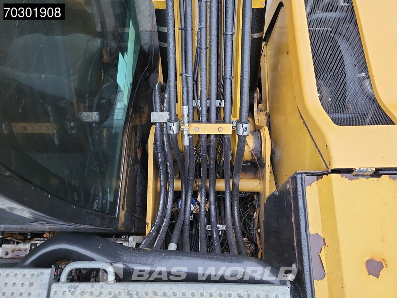 Wheel excavator Caterpillar M318 F Oilquick: picture 17