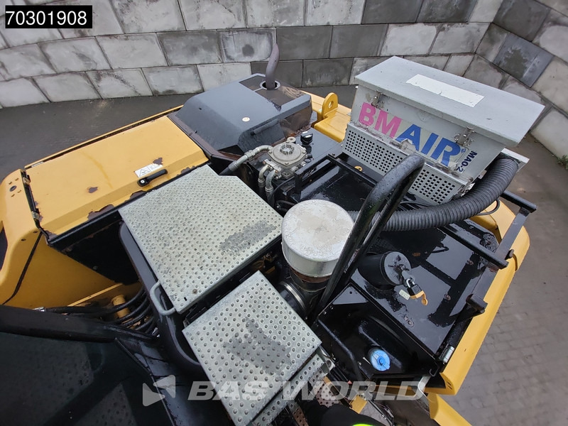 Wheel excavator Caterpillar M318 F Oilquick: picture 13