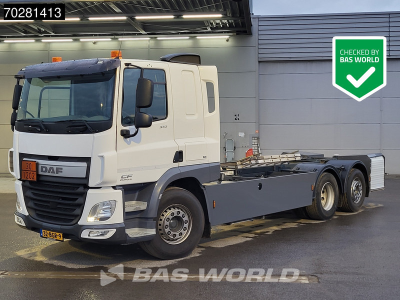 DAF CF 370 6X2 Chassis Lift+steering Axle Automatic ACC Euro 6 - Cab chassis truck: picture 1 DAF CF 370 6X2 Chassis Lift+steering Axle Automatic ACC Euro 6 - Cab chassis truck: picture 1
