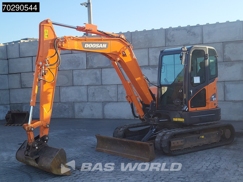 Doosan DX63-3 - Mini excavator: picture 5 Doosan DX63-3 - Mini excavator: picture 5