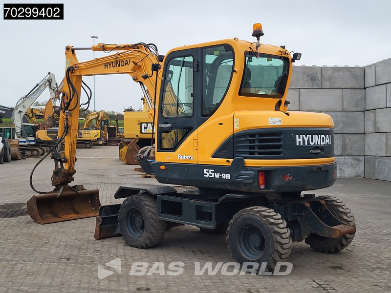 Hyundai Robex 55W-9A EPA - Wheel excavator: picture 5 Hyundai Robex 55W-9A EPA - Wheel excavator: picture 5