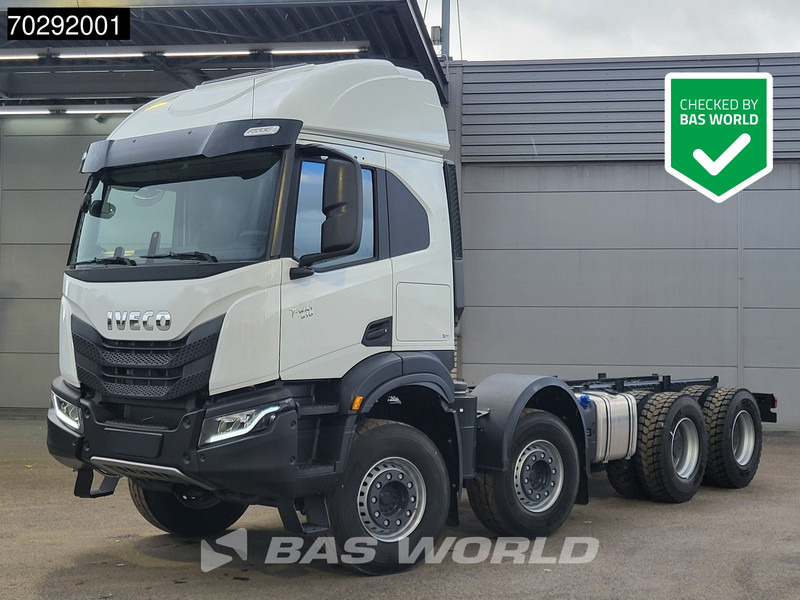 Iveco T-WAY 510 8X4 NEW! Retarder Big-Axle Steelsuspension LED Euro 6 - Cab chassis truck: picture 1 Iveco T-WAY 510 8X4 NEW! Retarder Big-Axle Steelsuspension LED Euro 6 - Cab chassis truck: picture 1