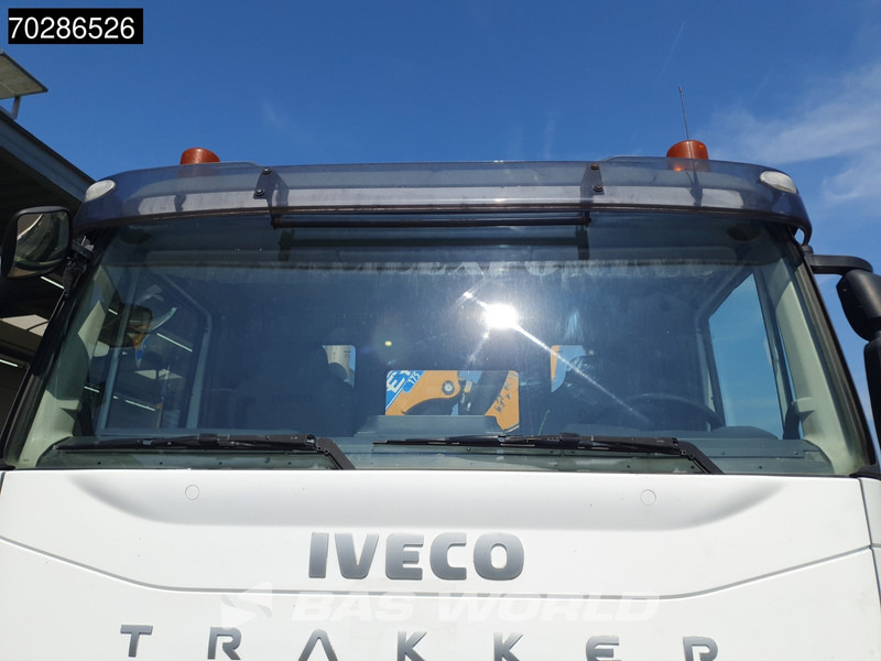 Hook lift truck, Crane truck Iveco Trakker 410 6X4 Effer CRANE 175/2S Manual 20 Tonnes EEV: picture 16