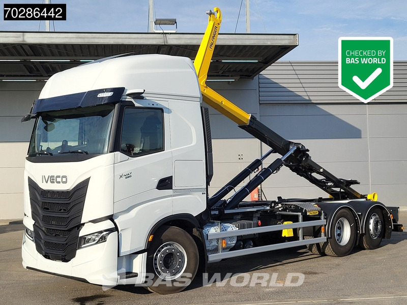 Iveco X-Way 580 6X2 NEW Palfinger PHT20SLD5 Hooklift Lift+steering Axle Automatic Navi ACC LED - Hook lift truck: picture 1 Iveco X-Way 580 6X2 NEW Palfinger PHT20SLD5 Hooklift Lift+steering Axle Automatic Navi ACC LED - Hook lift truck: picture 1