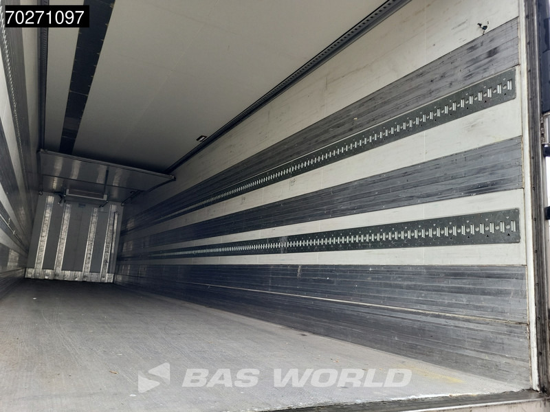 Refrigerator semi-trailer Krone Blueeze 3 axles Tailgate Liftachse Ladebordwand: picture 13 Refrigerator semi-trailer Krone Blueeze 3 axles Tailgate Liftachse Ladebordwand: picture 13