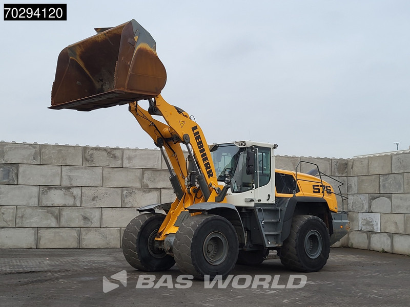 Liebherr L576 - Wheel loader: picture 2 Liebherr L576 - Wheel loader: picture 2