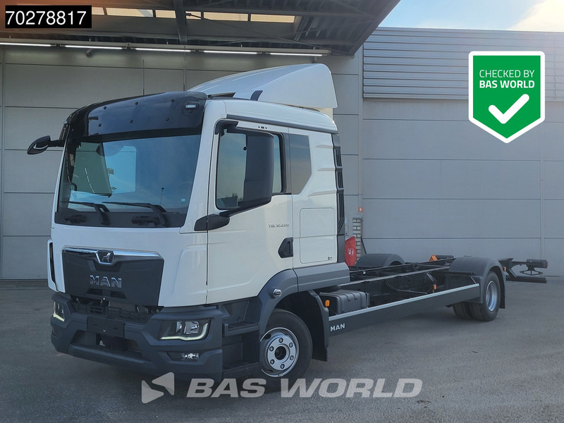 MAN TGL 12.220 4X2 NEW chassis rear air suspension Euro 5 - Cab chassis truck: picture 1 MAN TGL 12.220 4X2 NEW chassis rear air suspension Euro 5 - Cab chassis truck: picture 1