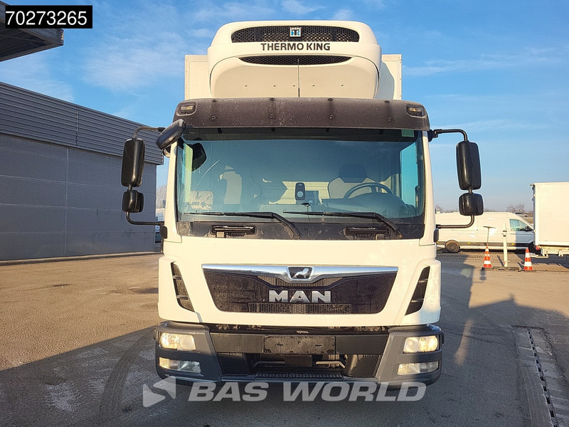 MAN TGL 12.250 4X2 12t Thermo King T1000-R Ladebordwand Automatic Euro 6 - Refrigerator truck: picture 5 MAN TGL 12.250 4X2 12t Thermo King T1000-R Ladebordwand Automatic Euro 6 - Refrigerator truck: picture 5