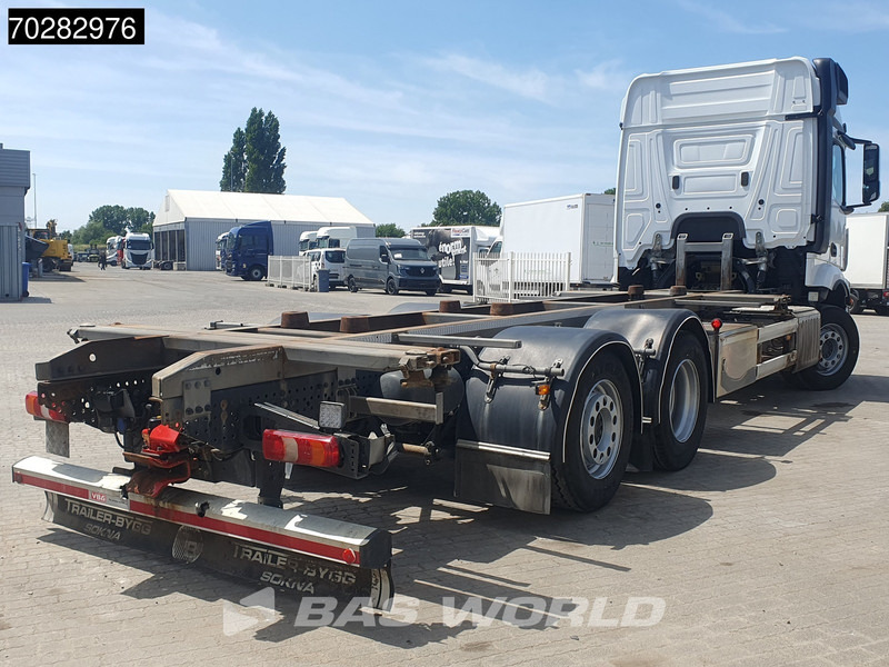 Mercedes-Benz Actros 2548 Actros 6X2 ACC Xenon Liftachse Euro 6 - Container transporter/ Swap body truck: picture 5 Mercedes-Benz Actros 2548 Actros 6X2 ACC Xenon Liftachse Euro 6 - Container transporter/ Swap body truck: picture 5